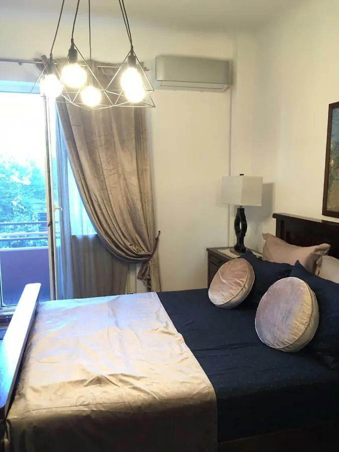 Vintage Apartment Bukarest 0*,